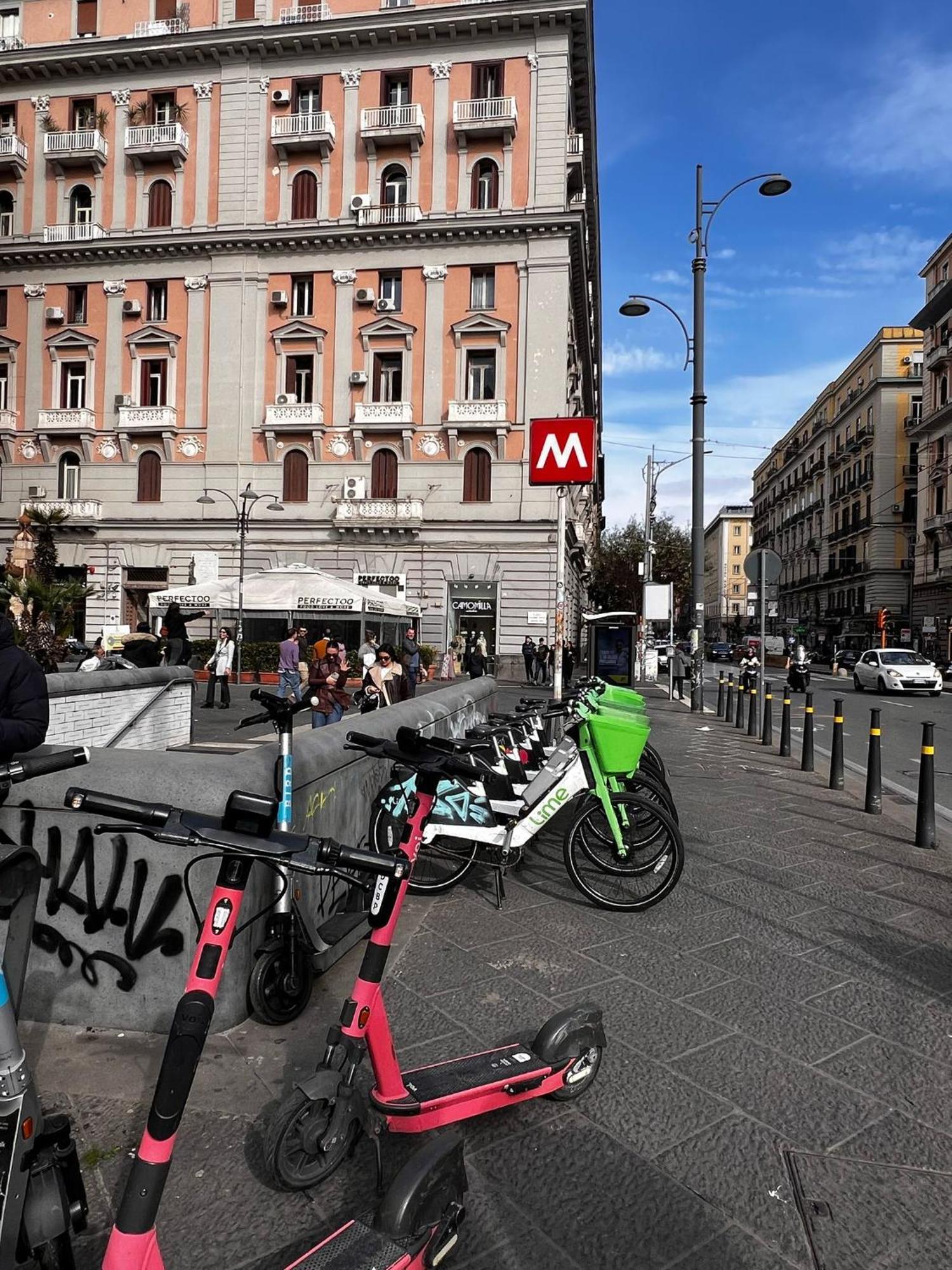 Beverello Rooms Napoli Eksteriør bilde
